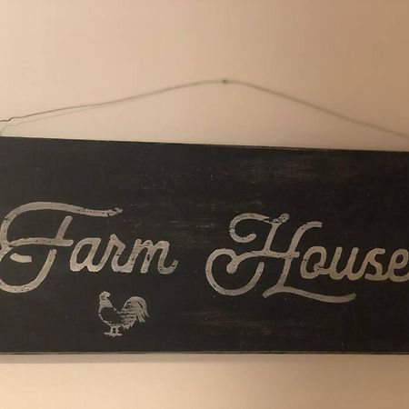 Pleasant Valley Farm Dairy Barn Writer'S Retreat Columbia Bagian luar foto