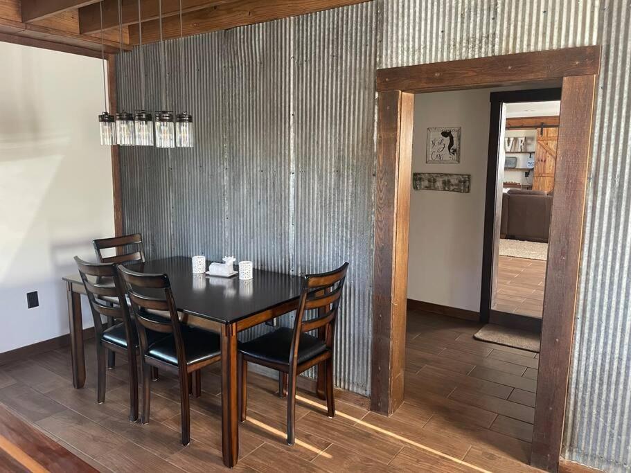 Pleasant Valley Farm Dairy Barn Writer'S Retreat Columbia Bagian luar foto